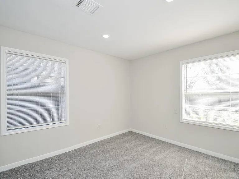 5238 Keystone St — Photo 22