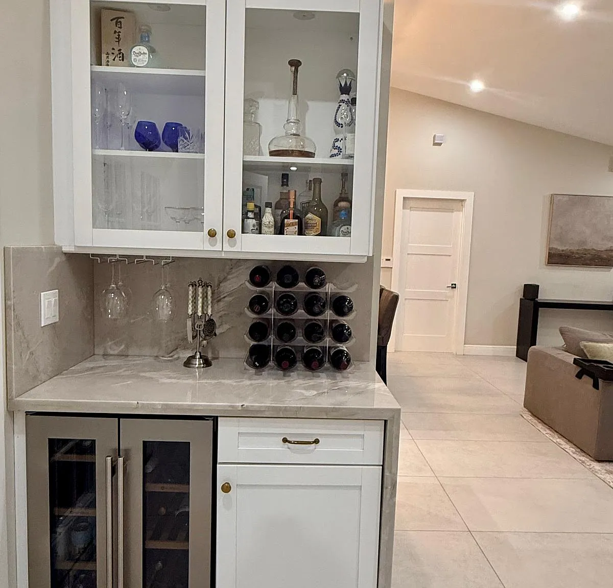 4 bed, 1972 sqft, $5,995 — Photo 4