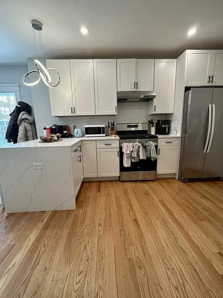 4 bed, $5,400 — Photo 3