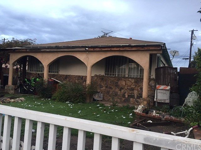 1st image of 1119 W 135th St