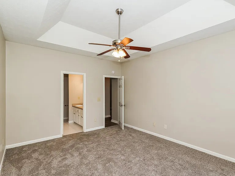 495 Anna Ave — Photo 11