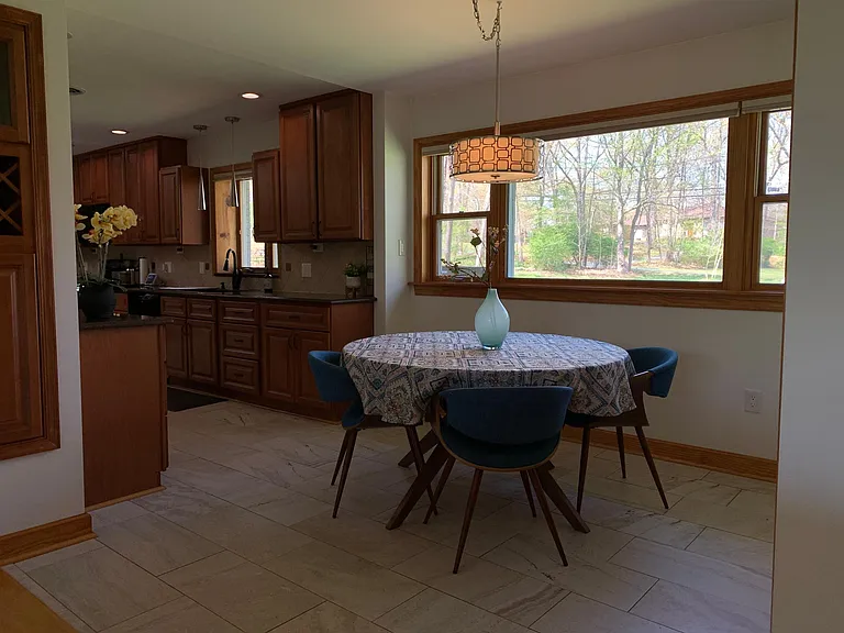 118 Lakeland Dr — Photo 10