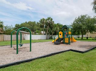 515 Rosewood Ct, Indian Harbour Beach, FL 32937