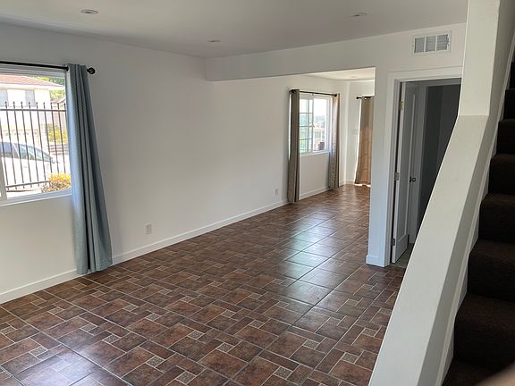 2nd image of 2716 Via Paseo APT 1
