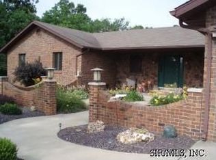 2605 Becker Rd, Highland, IL 62249
