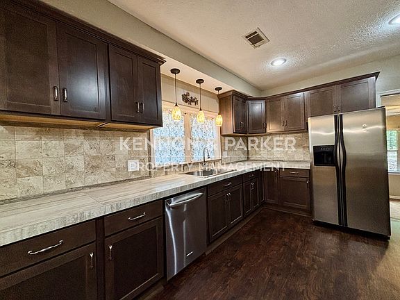 5th image of 503 Lake Condy Rd