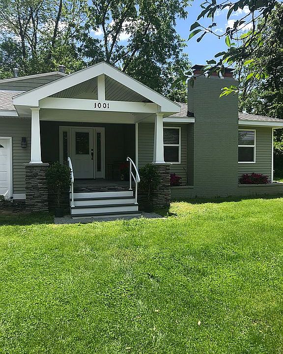 1st image of 1001 W Shiawassee Ave