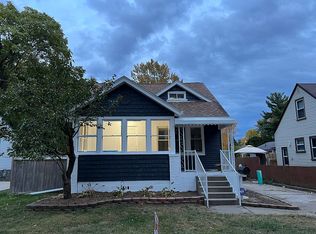 29323 Van Riper St, Flat Rock, MI 48134