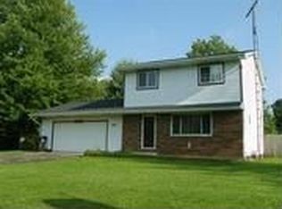 811 Rolling Meadows Dr, Quincy, MI 49082
