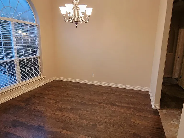 4 Hollywood Ct — Photo 5