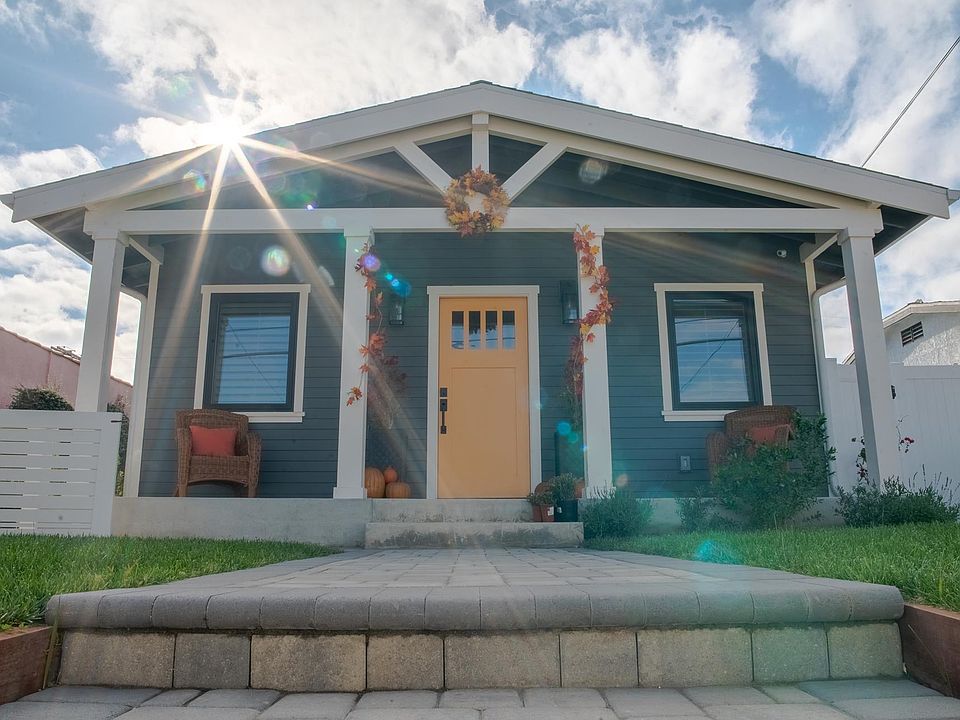 1st image of 3856 Seneca Ave
