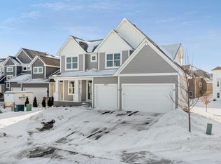 11117 41st Street Cir N, Lake Elmo, MN 55042