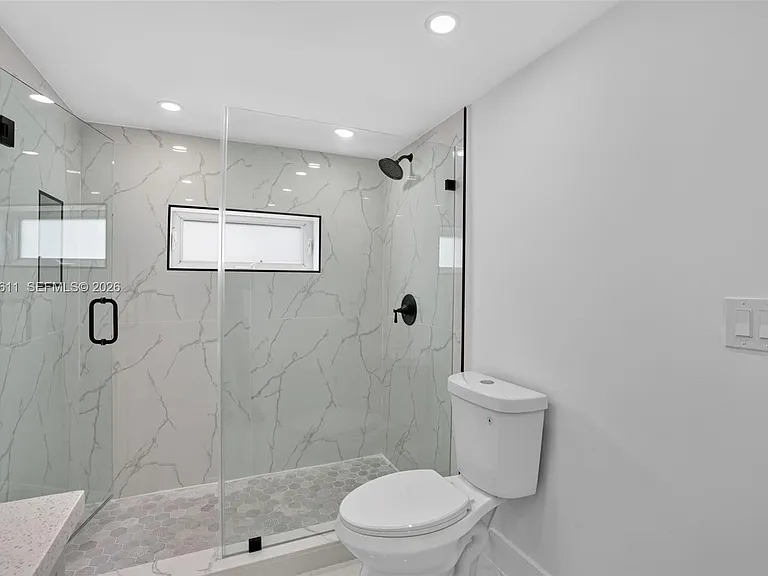 1920 SW 67th Ave — Photo 29