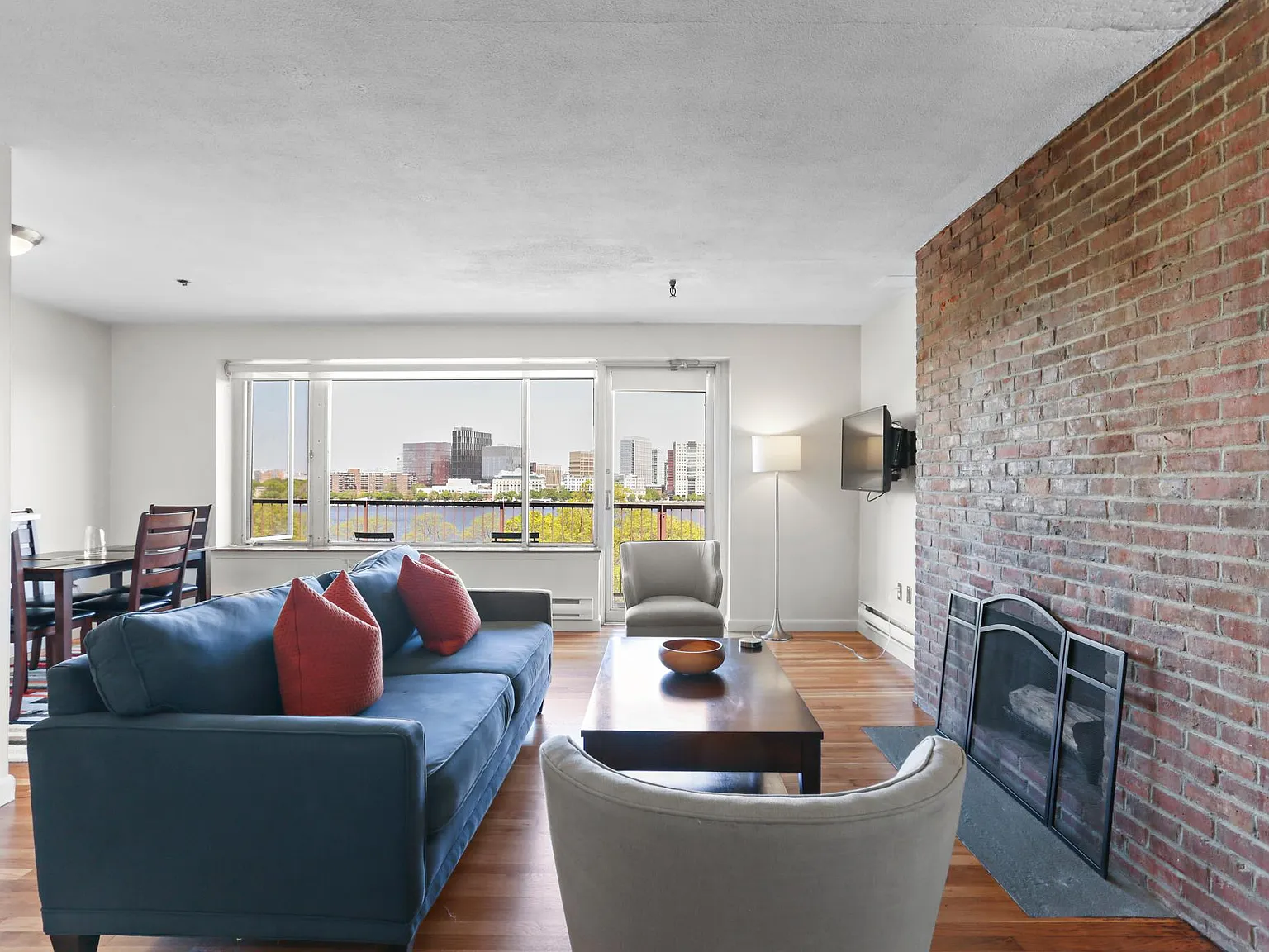 1 bed, 700 sqft, $3,650 — Photo 4