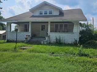 208 N 1st St, Owensville, IN 47665