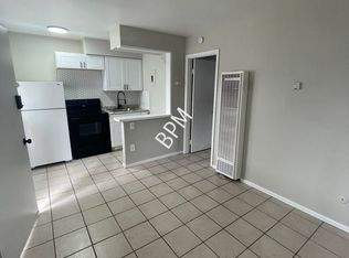 2926 W Bijou St APT D, Colorado Springs, CO 80904
