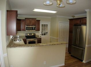 210 Charter Oak Ct, Mooresville, NC 28115