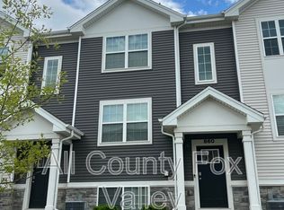 858 Briar Glen Ct, Hampshire, IL 60140