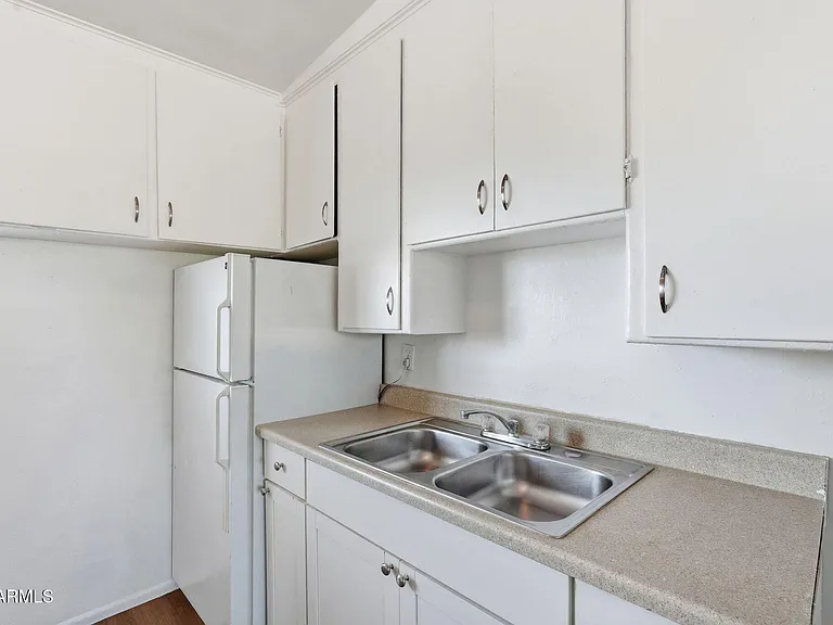 2150 W Missouri Ave #213 — Photo 10