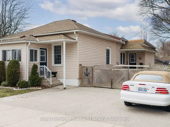 107 Victoria St N, Goderich, ON N7A 2S2