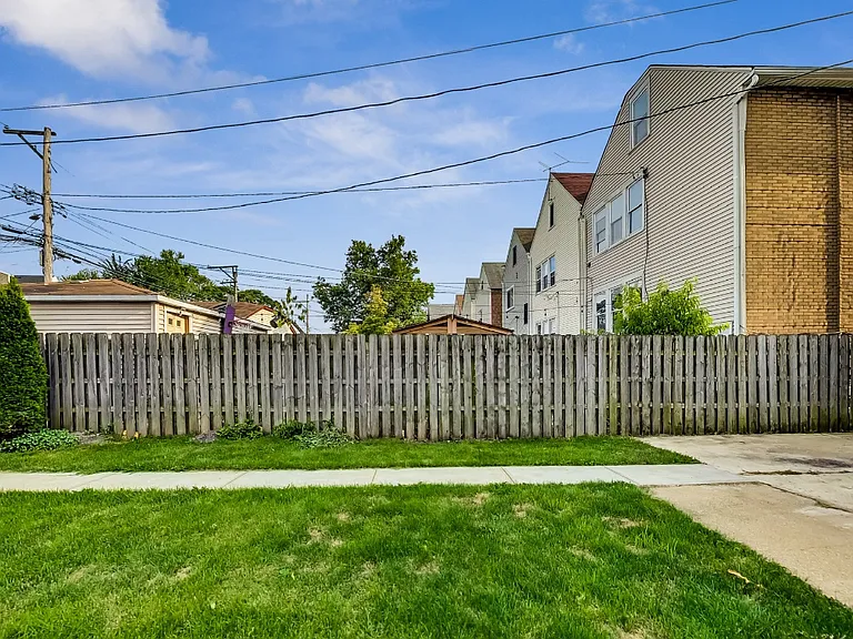 2719 N Ridgeway Ave #1 — Photo 23