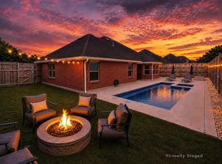 1113 Woods Rd, Forney, TX 75126