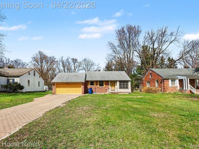 26932 W Six Mile Rd, Redford, MI, 48240