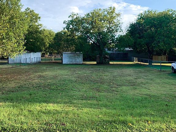 3rd image of 107 W Arnold St Lot 9