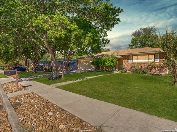 10907 Wedgewood Dr, San Antonio, TX 78230