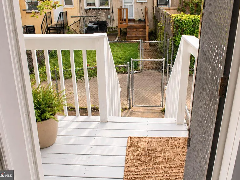 2609 Lauretta Ave — Photo 18