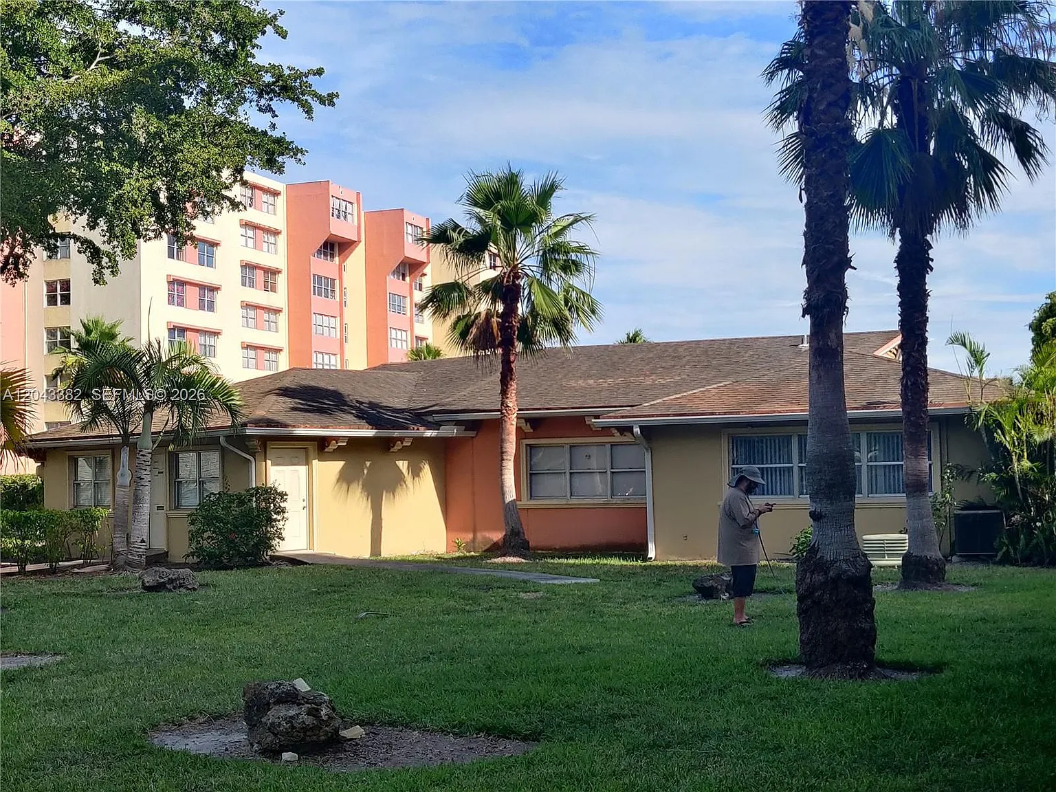 Dadeland Place Condo — Photo 3