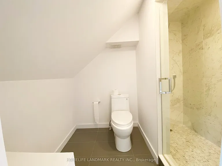 32 Elmer Ave — Photo 26