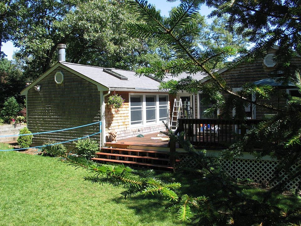 2nd image of 715 Greendale Ave