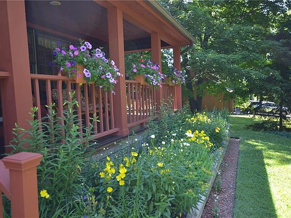 3rd image of 3204 Bella Vista Dr