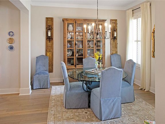 3rd image of 2870 Mill Lakes Rdg