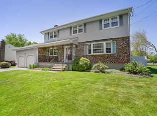 330 Flagler Ave, Stratford, CT 06614