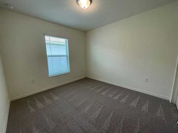 5th image of 1529 Venice Ln