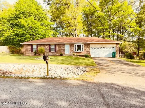 1494 Spruce Ct, Radcliff, KY 40160