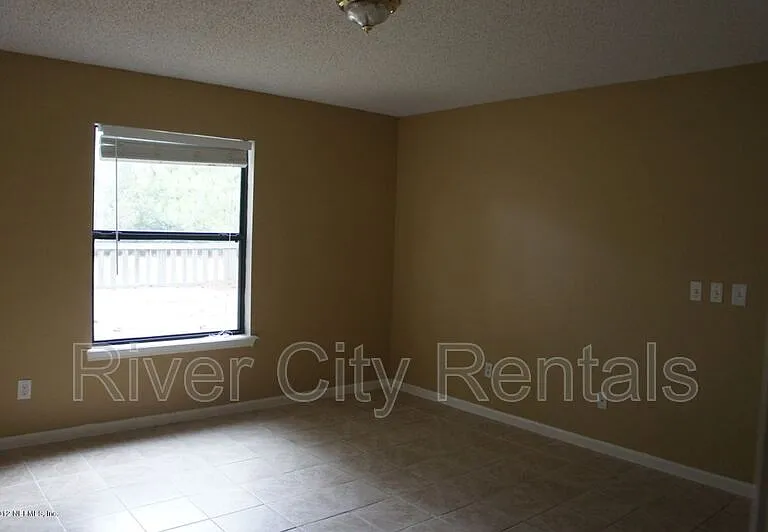849 Candleknoll Ln — Photo 5