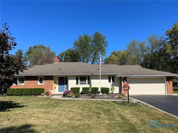 506 Orchard Ln, Findlay, OH 45840