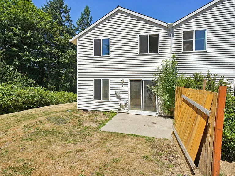 2110 Baines Blvd — Photo 13