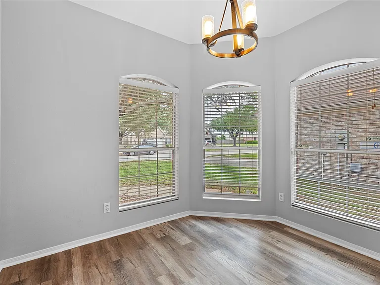 12311 Granite Woods Ct — Photo 15