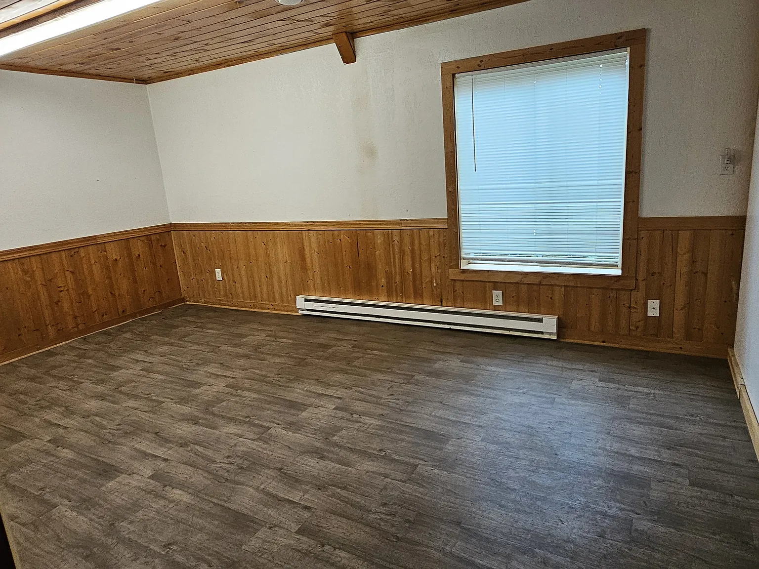 2 bed, $1,100 — Photo 2