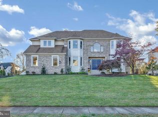 8 Sorrel Run, Mount Laurel, NJ 08054