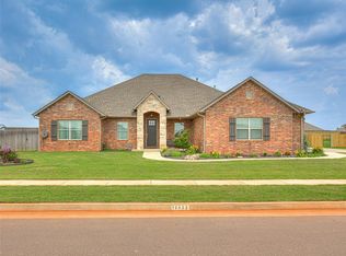 12833 SW 26th St, Yukon, OK 73099