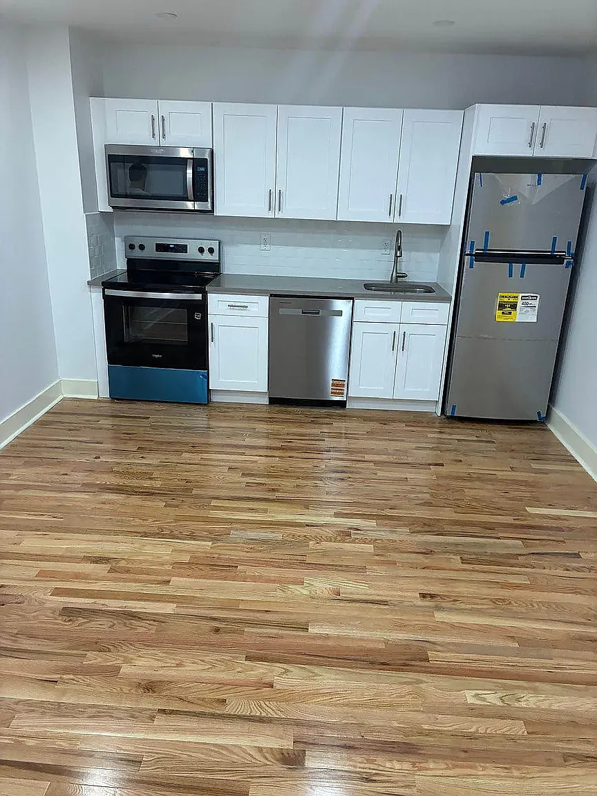43 Montauk Avenue — Photo 3