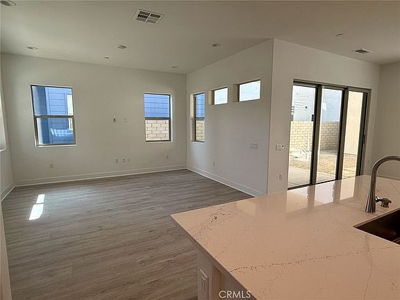 3rd image of 27410 Rainwood Pl