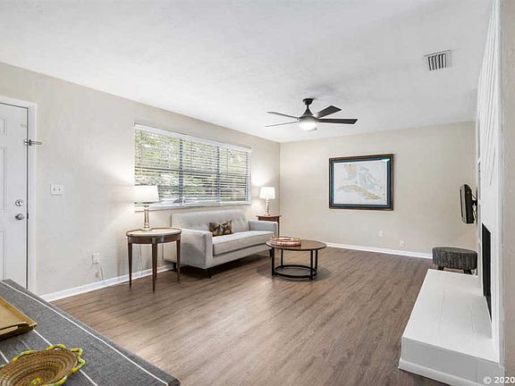 5th image of 6405 NW 29th Ter