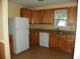 1334 Haverston Rd, Lyndhurst, OH 44124