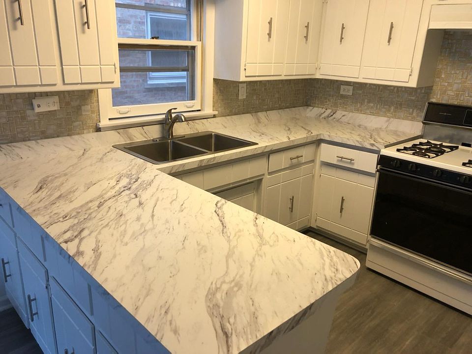 1st image of 1-6801 W 63rd St #1